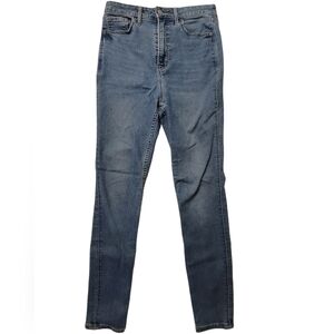 Old Navy Rockstar Super Skinny Extra High Rise Jeans